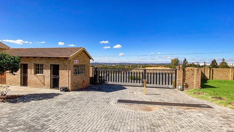 2 Bedroom Property for Sale in Northgate Gauteng