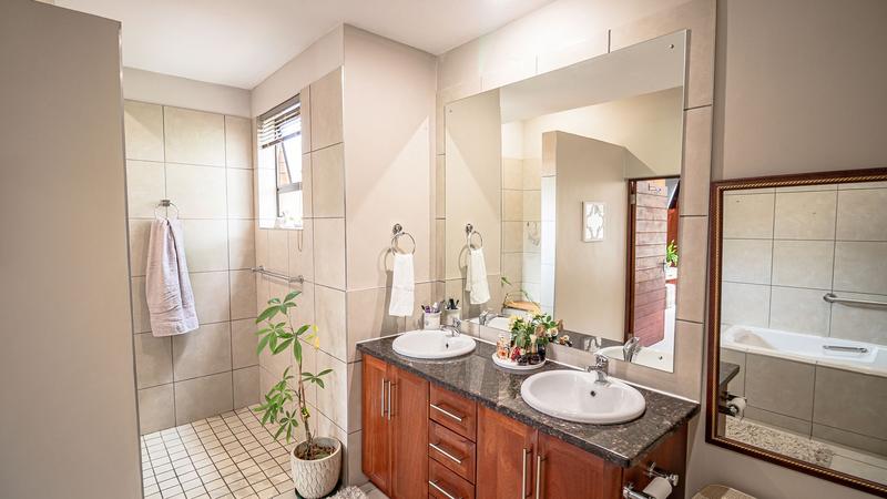 2 Bedroom Property for Sale in Retire at Midstream Gauteng