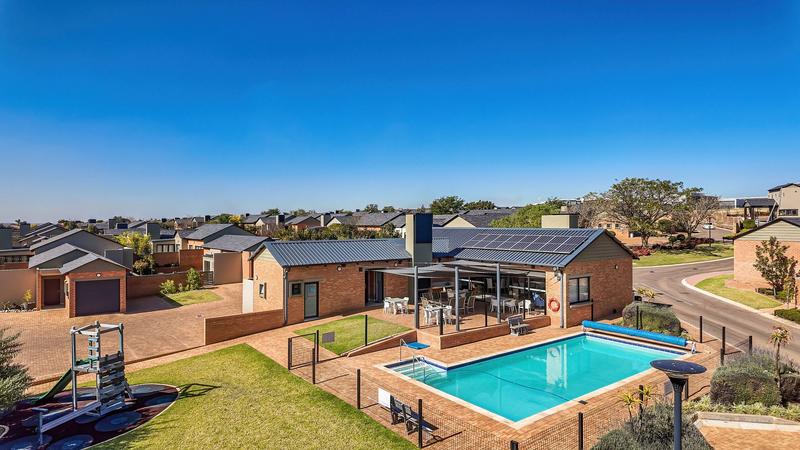 2 Bedroom Property for Sale in Retire at Midstream Gauteng