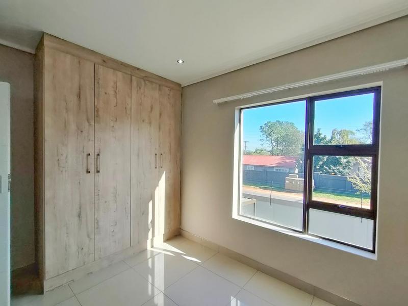 To Let 2 Bedroom Property for Rent in Montana Tuine Gauteng