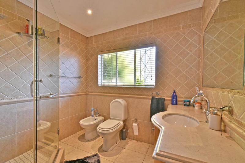 4 Bedroom Property for Sale in Glenvista Gauteng