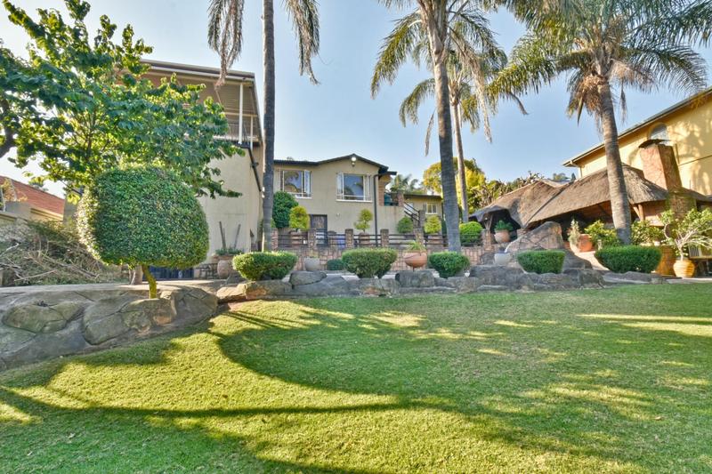 4 Bedroom Property for Sale in Glenvista Gauteng