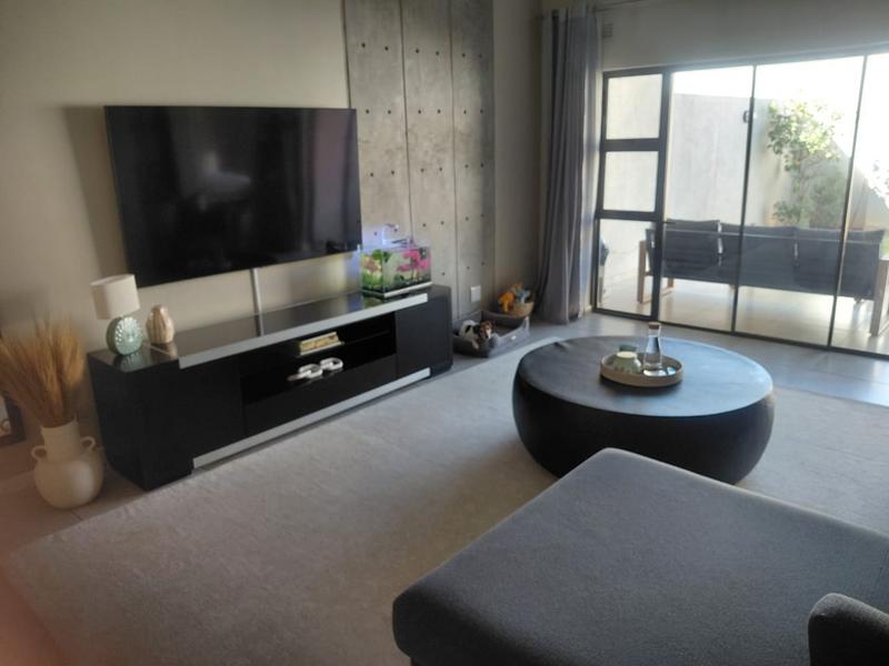 2 Bedroom Property for Sale in Morning Hill Gauteng