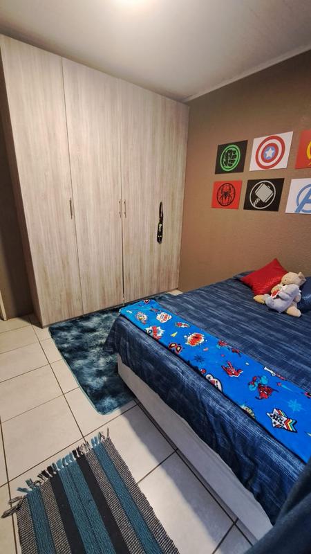 To Let 4 Bedroom Property for Rent in Petersfield Gauteng