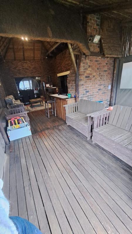 To Let 4 Bedroom Property for Rent in Petersfield Gauteng