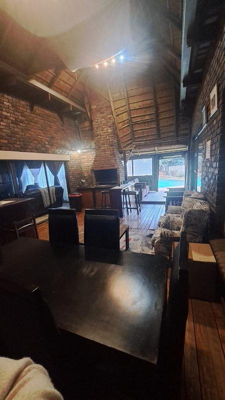 To Let 4 Bedroom Property for Rent in Petersfield Gauteng