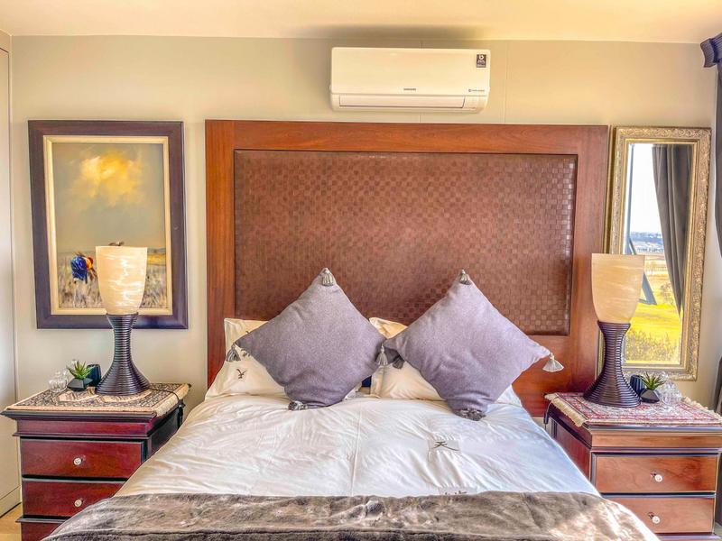 To Let 2 Bedroom Property for Rent in Midfield Estate Gauteng