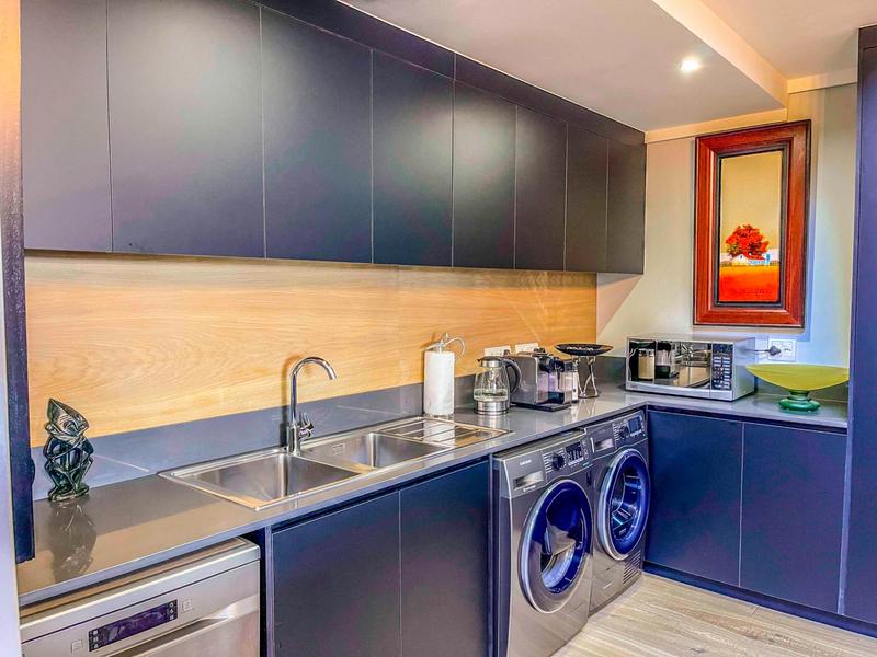 To Let 2 Bedroom Property for Rent in Midfield Estate Gauteng