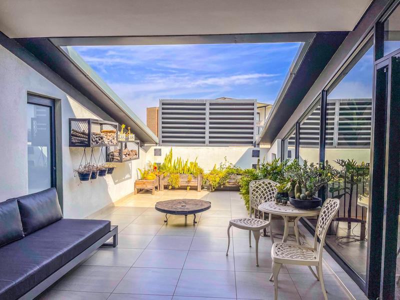 To Let 2 Bedroom Property for Rent in Midfield Estate Gauteng