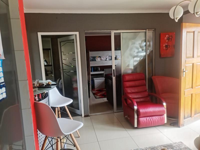2 Bedroom Property for Sale in Roodepoort West Gauteng