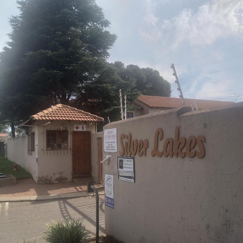 2 Bedroom Property for Sale in Roodepoort West Gauteng