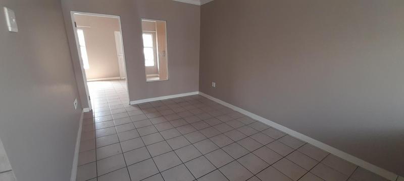To Let 1 Bedroom Property for Rent in Buccleuch Gauteng