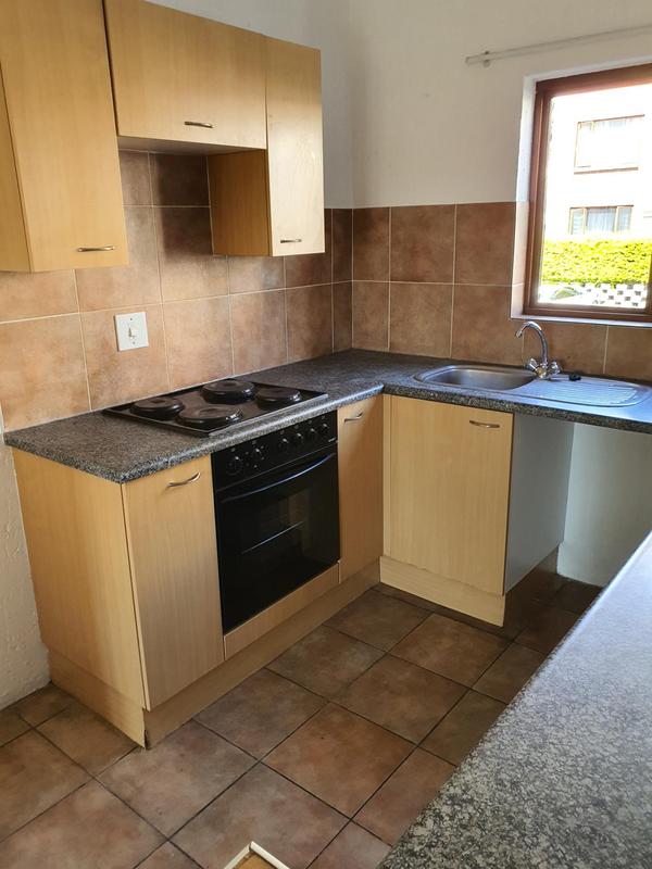 To Let 2 Bedroom Property for Rent in Randpark Ridge Gauteng