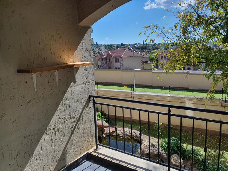 To Let 2 Bedroom Property for Rent in Randpark Ridge Gauteng