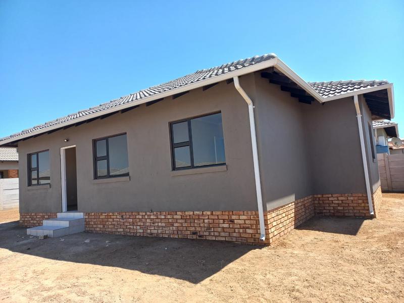 3 Bedroom Property for Sale in Azaadville Gauteng