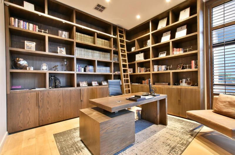 5 Bedroom Property for Sale in Sandown Gauteng