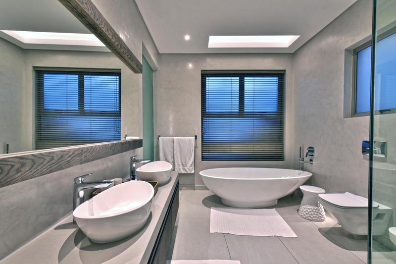 5 Bedroom Property for Sale in Sandown Gauteng