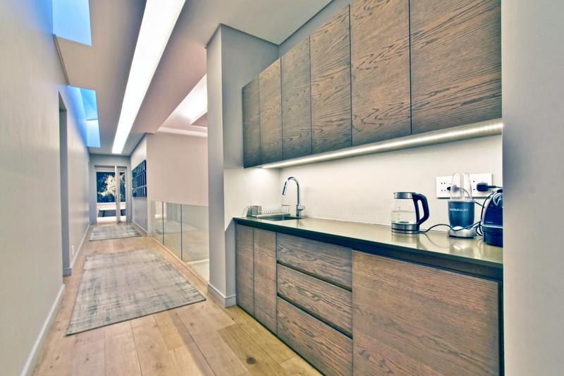 5 Bedroom Property for Sale in Sandown Gauteng