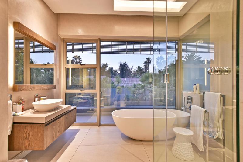 5 Bedroom Property for Sale in Sandown Gauteng