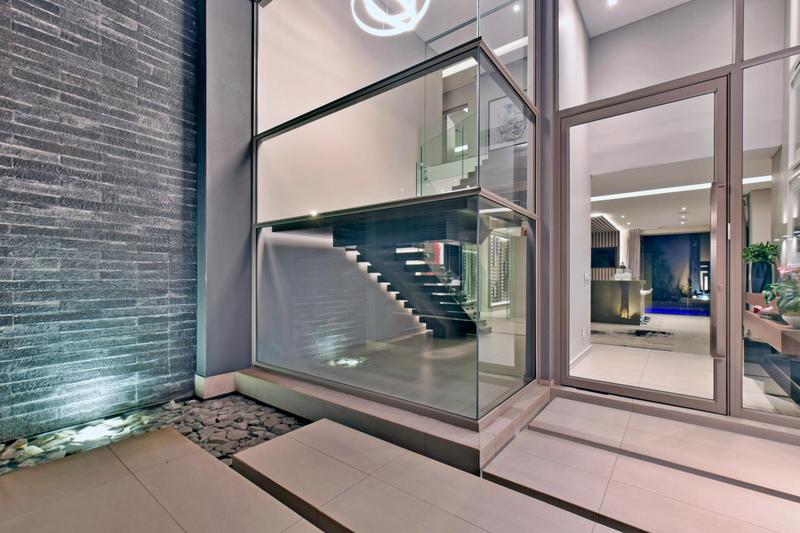 5 Bedroom Property for Sale in Sandown Gauteng