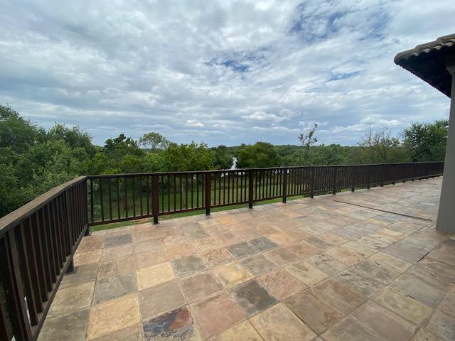 5 Bedroom Property for Sale in Sable Hills Gauteng