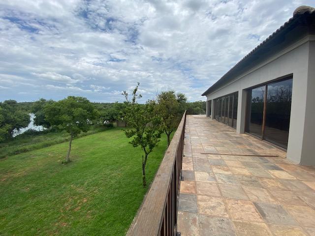 5 Bedroom Property for Sale in Sable Hills Gauteng