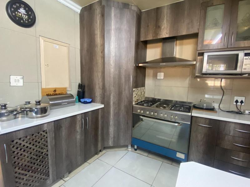 4 Bedroom Property for Sale in Lilyvale Gauteng