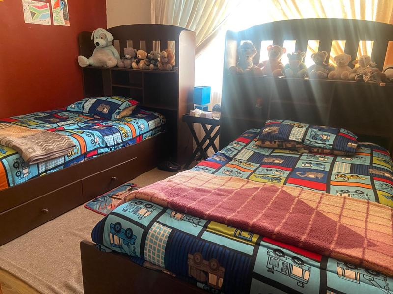 4 Bedroom Property for Sale in Lilyvale Gauteng