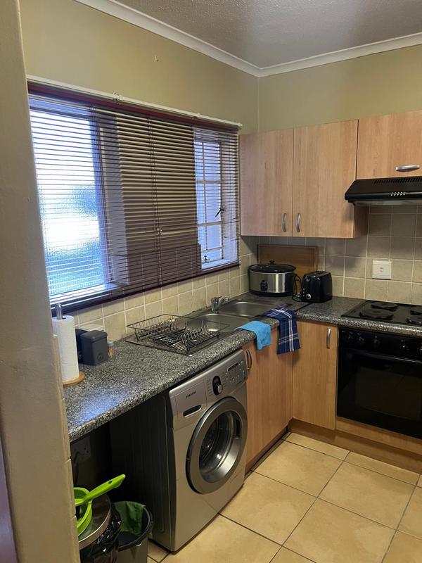 2 Bedroom Property for Sale in Meredale Gauteng