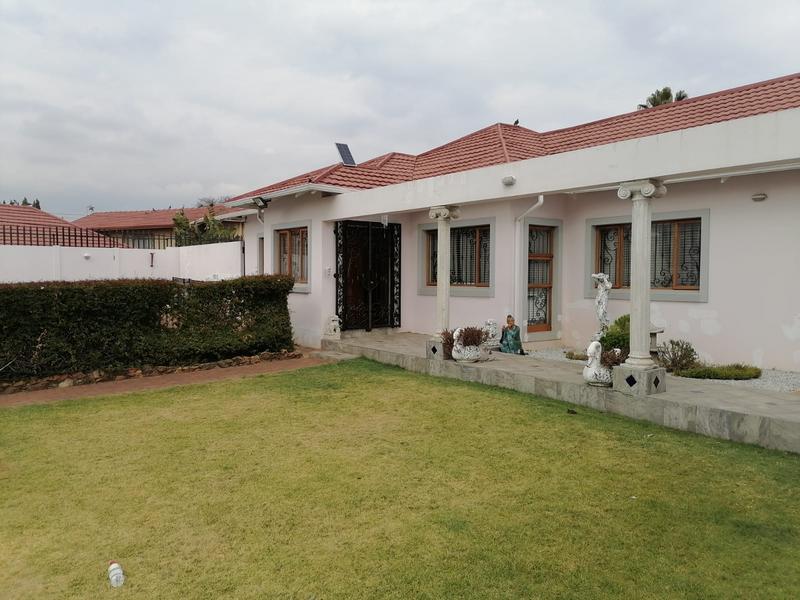 4 Bedroom Property for Sale in Malvern East Gauteng