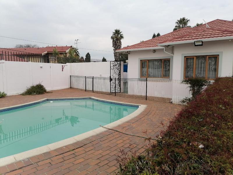 4 Bedroom Property for Sale in Malvern East Gauteng