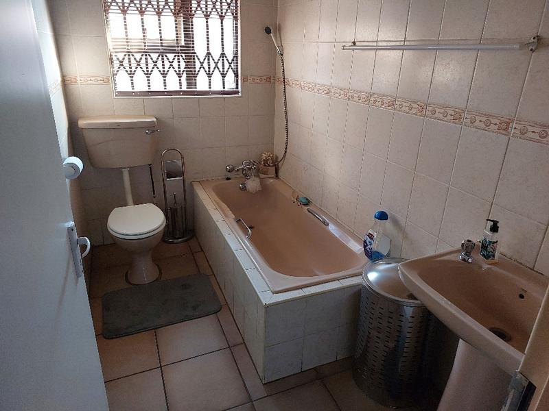 3 Bedroom Property for Sale in Spruit View Gauteng