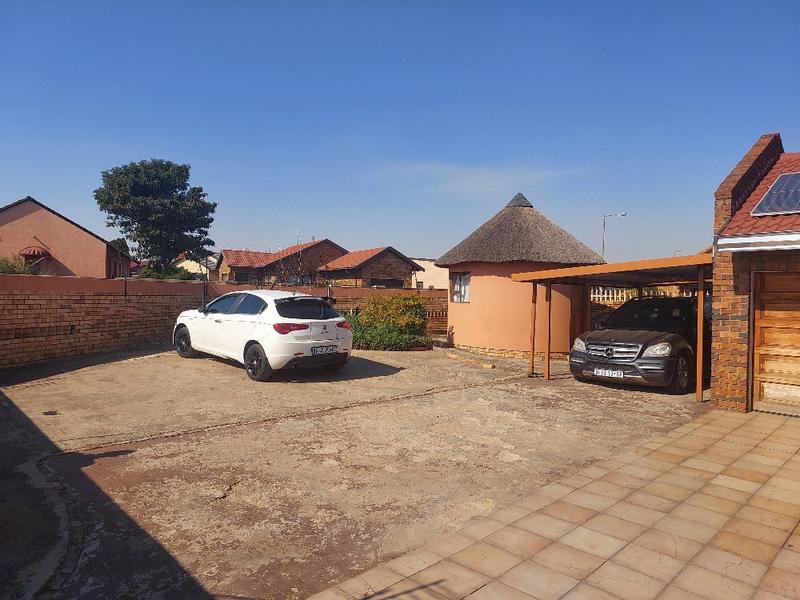 3 Bedroom Property for Sale in Spruit View Gauteng