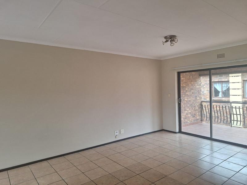 2 Bedroom Property for Sale in Sonneveld Gauteng