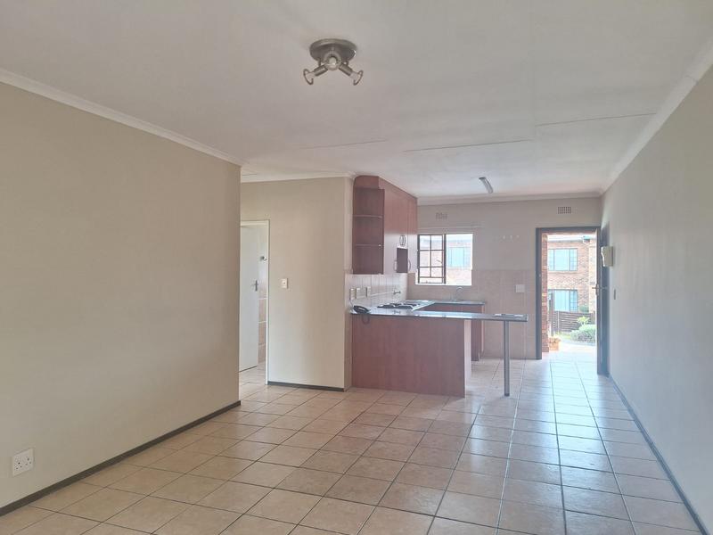 2 Bedroom Property for Sale in Sonneveld Gauteng