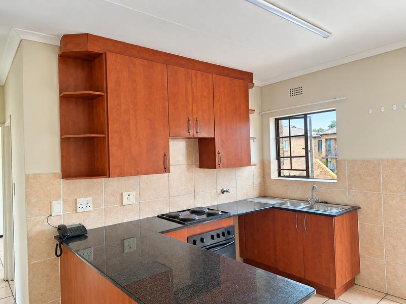 2 Bedroom Property for Sale in Sonneveld Gauteng