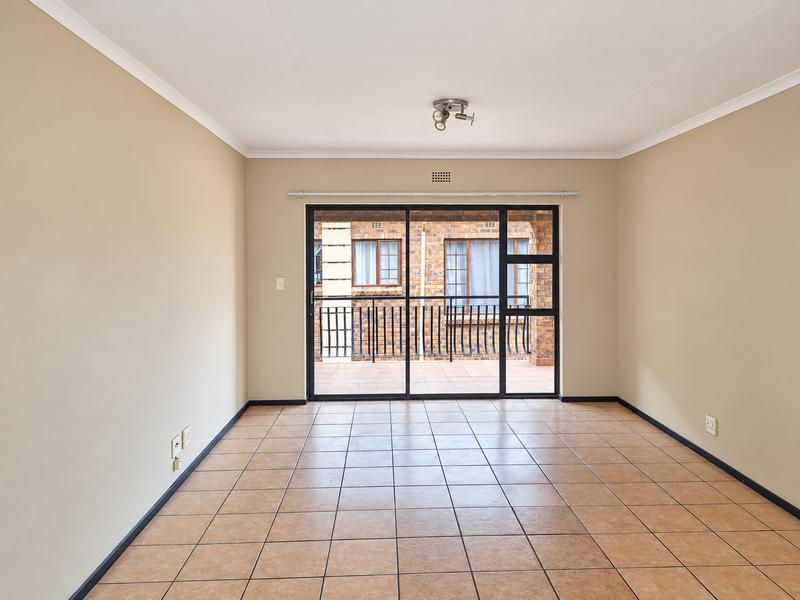 2 Bedroom Property for Sale in Sonneveld Gauteng