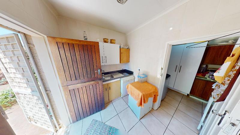 4 Bedroom Property for Sale in Kenleaf Gauteng