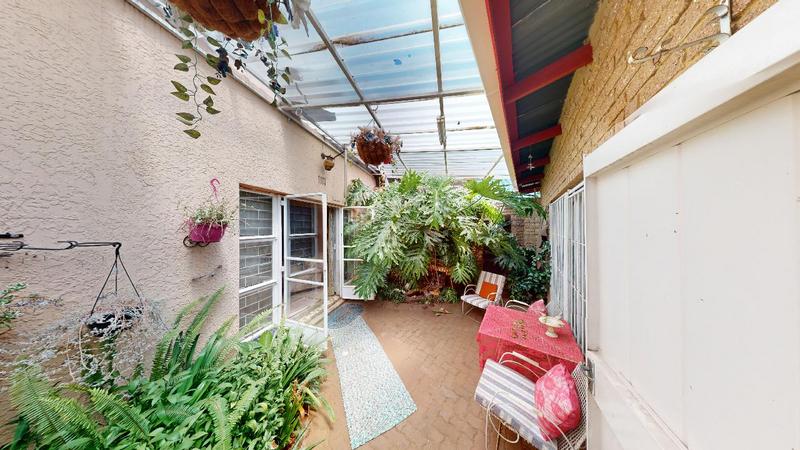 4 Bedroom Property for Sale in Kenleaf Gauteng