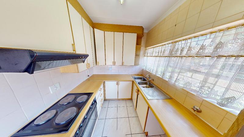 4 Bedroom Property for Sale in Kenleaf Gauteng