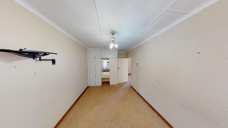 4 Bedroom Property for Sale in Kenleaf Gauteng