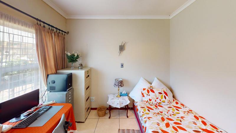 4 Bedroom Property for Sale in Kenleaf Gauteng