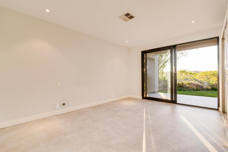 To Let 4 Bedroom Property for Rent in Dainfern Golf Estate Gauteng