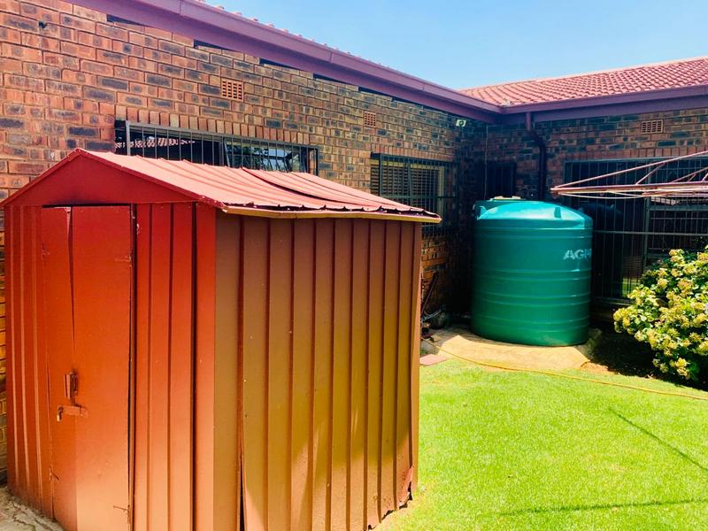 4 Bedroom Property for Sale in Ferryvale Gauteng