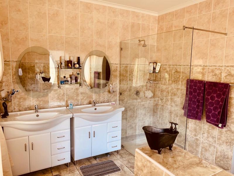 4 Bedroom Property for Sale in Ferryvale Gauteng