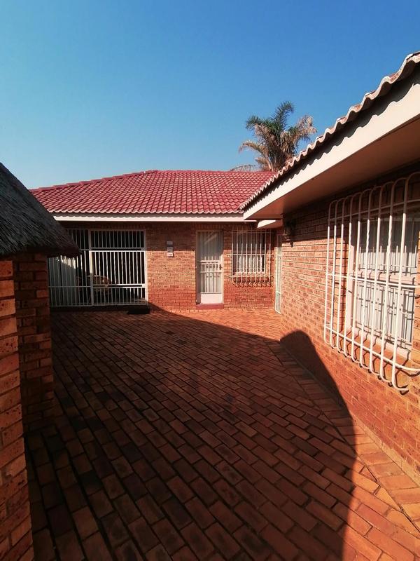 4 Bedroom Property for Sale in Ferryvale Gauteng