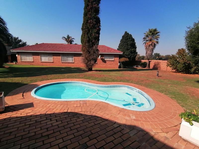 4 Bedroom Property for Sale in Ferryvale Gauteng