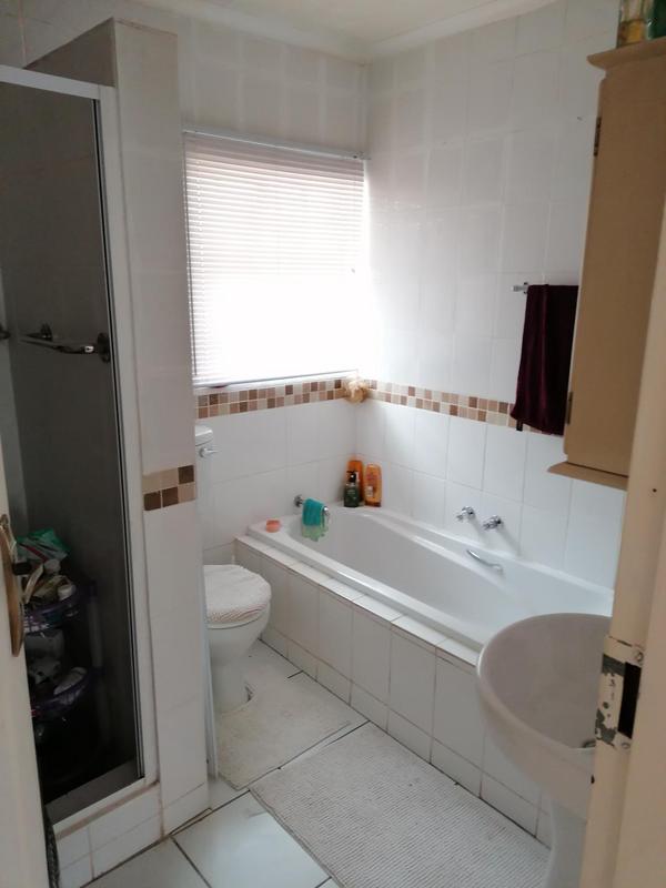 3 Bedroom Property for Sale in Noycedale Gauteng