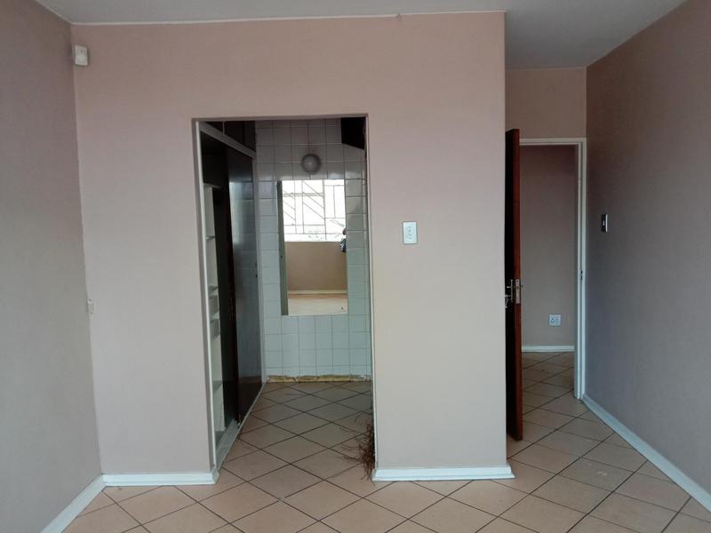 To Let 2 Bedroom Property for Rent in Sunnyside Gauteng