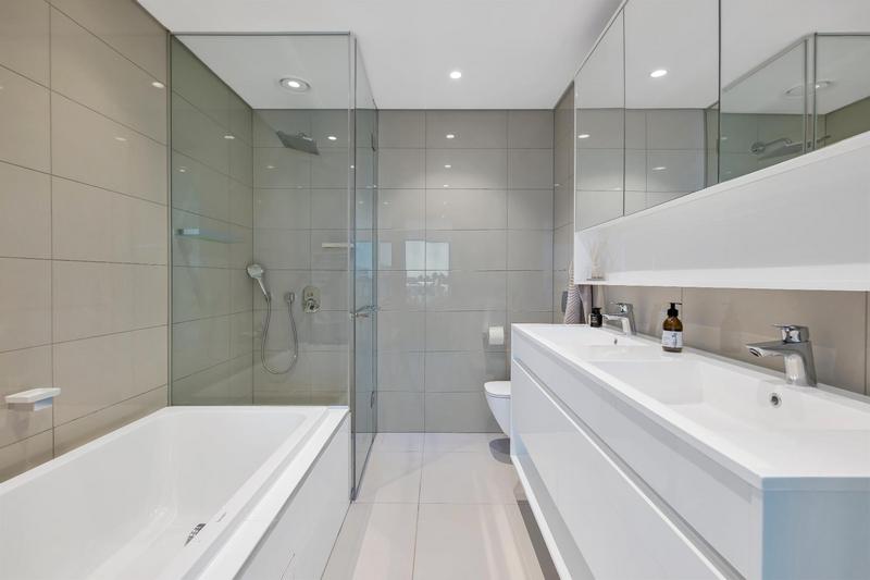 2 Bedroom Property for Sale in Rosebank Gauteng